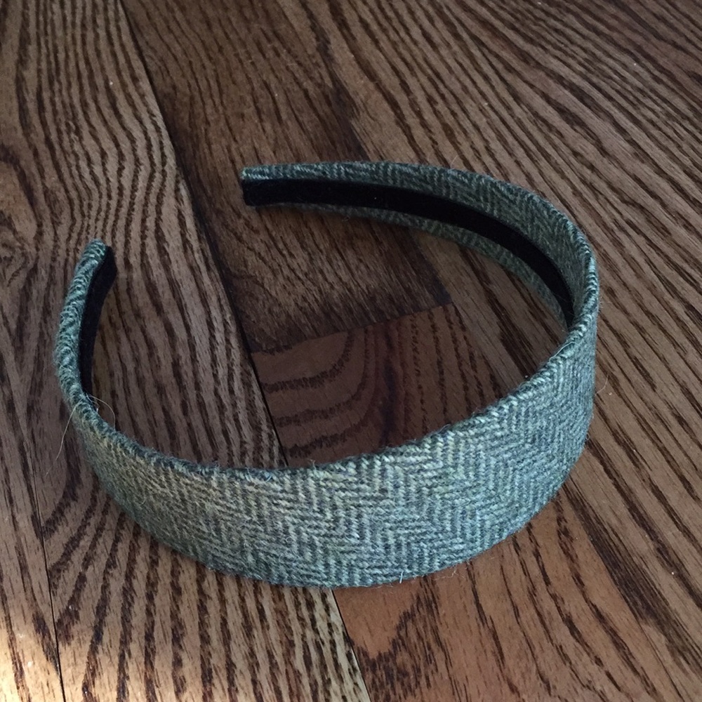 Jcrew headband. Light & medium green herringbone